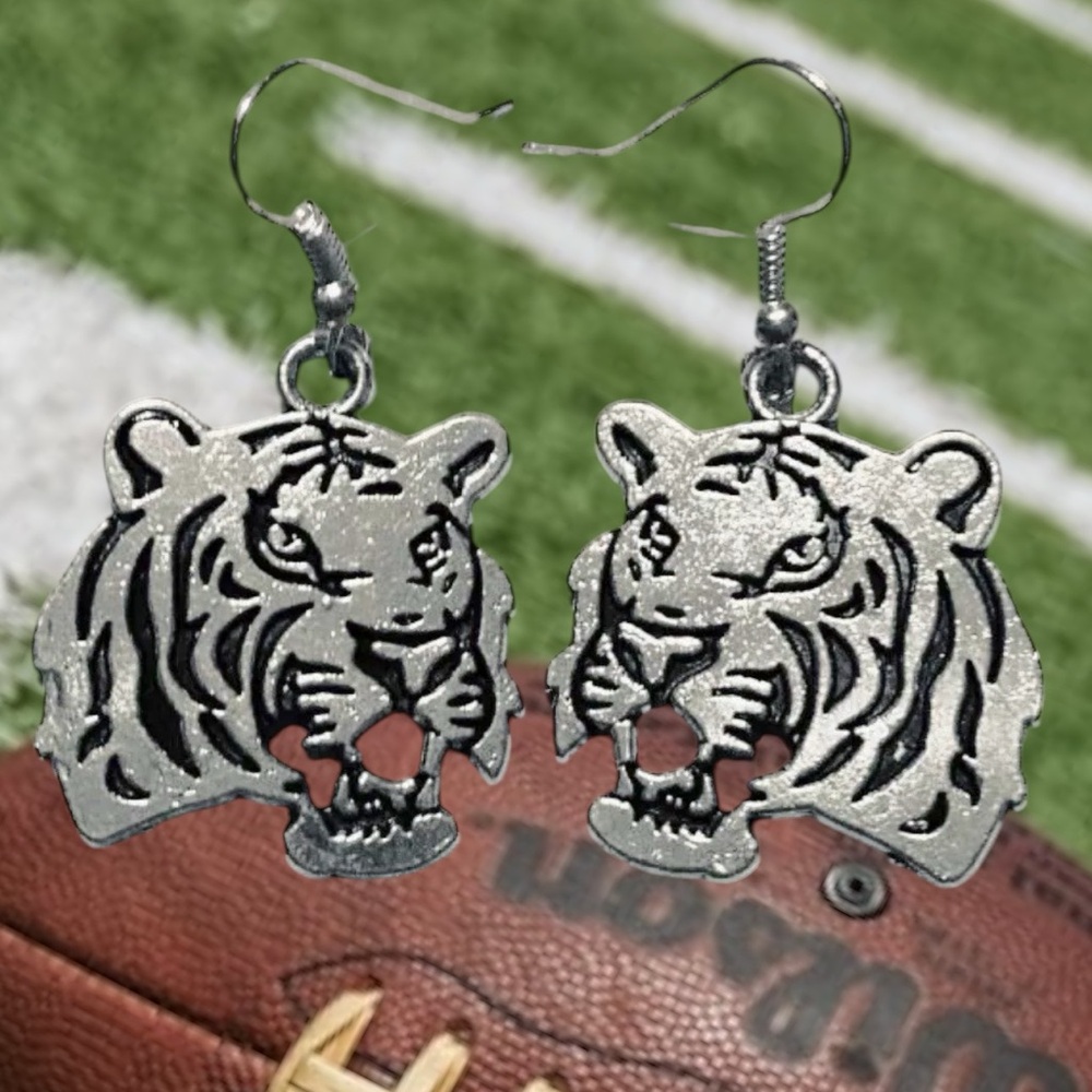 LSU Tigers pierced earrings hook dangling 1” silver nickel tone game day jewelry
